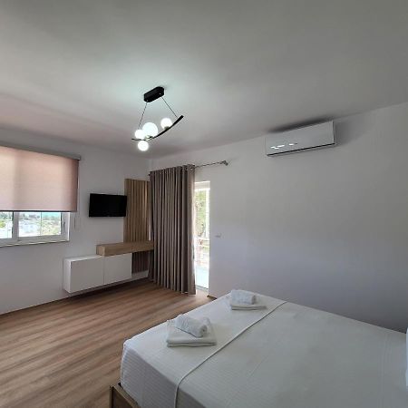 Sunlight Apartments Gjordeni Ksamil Exterior foto